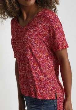 Cream CRBASTILLA T Shirt Imprimé Berry Flower Meadow 9 Cream CRBASTILLA T Shirt Imprimé Berry Flower Meadow -Cream Soldes Boutique f4bf5c5dfcbd4e9c9c124b843c586ee8