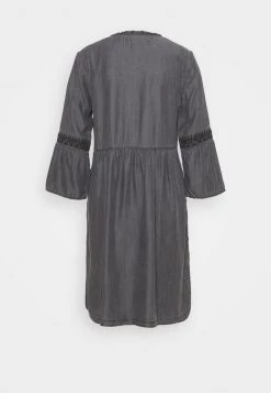 Cream LUSSA DRESS Robe En Jean Black Wash Femme -Cream Soldes Boutique fd3180a1f6e64cedafeb33ccb33ac727
