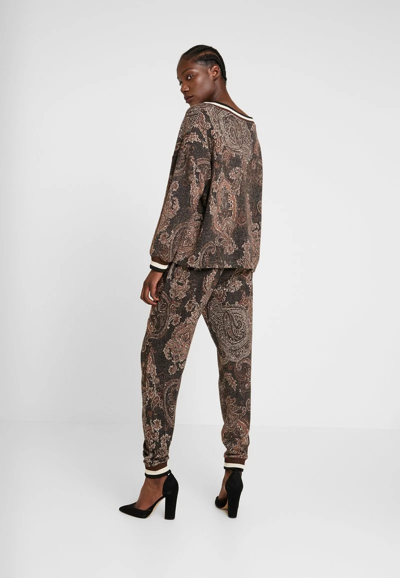 Cream MONA PANTS Pantalon Classique Pitch Black 3 Cream MONA PANTS Pantalon Classique Pitch Black – Image 3